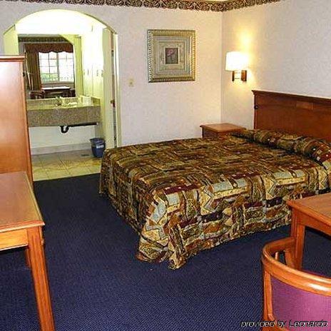 Flamingo Inn Rosemead Room photo